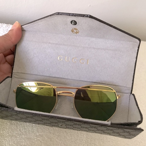 Gucci Tri-fold Eyeglass Case - Picture 5 of 6